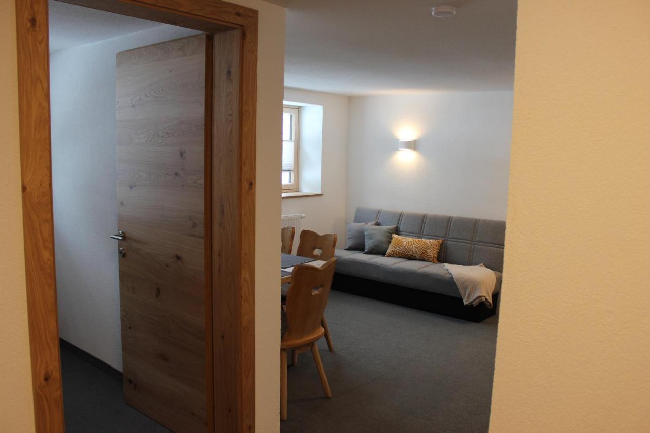 Ferienwohnung Apart Luibisblick St. Leonhard im Pitztal Exterior foto