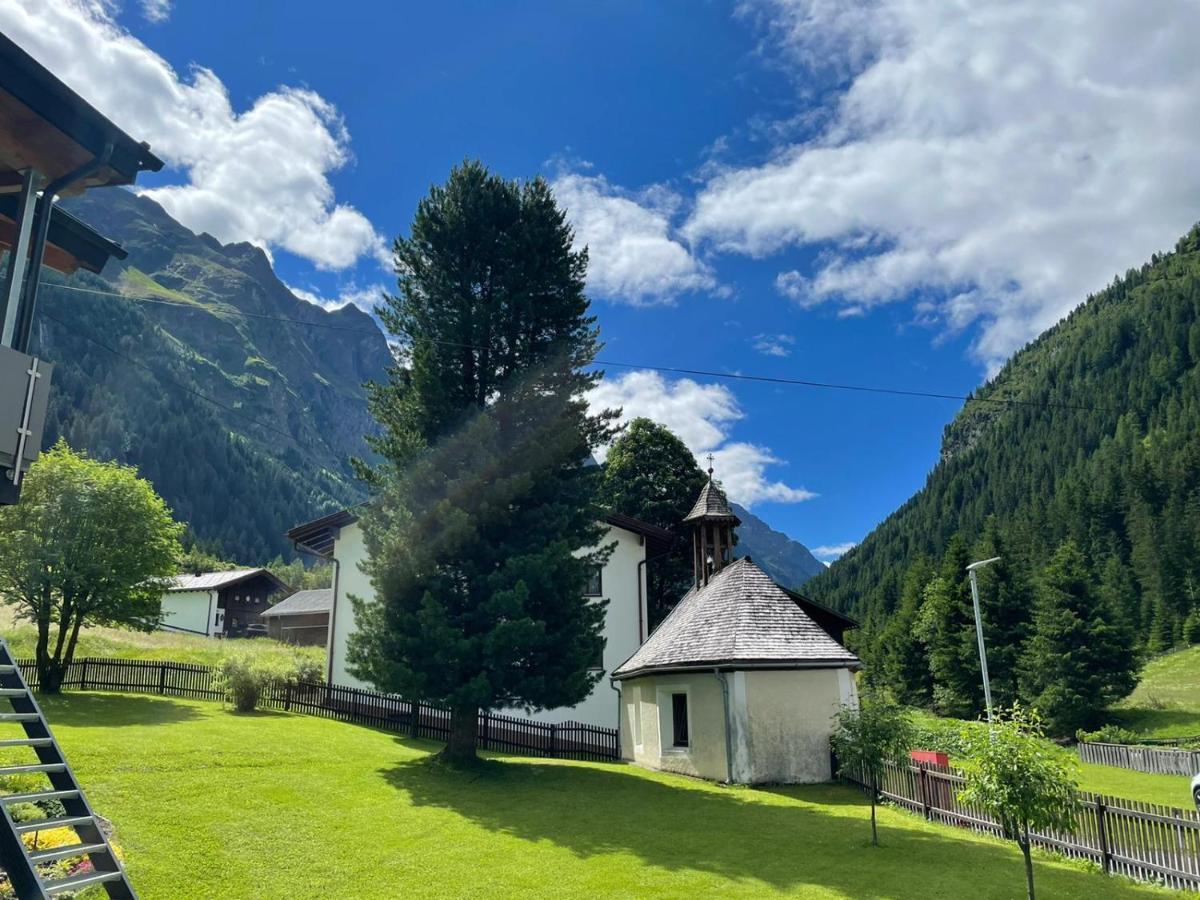 Ferienwohnung Apart Luibisblick St. Leonhard im Pitztal Exterior foto