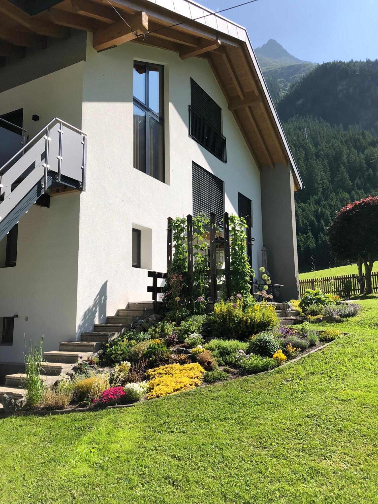 Ferienwohnung Apart Luibisblick St. Leonhard im Pitztal Exterior foto